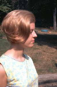 1966.MomHair.tif